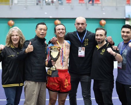 Keen with coaches and family at Tiamchi